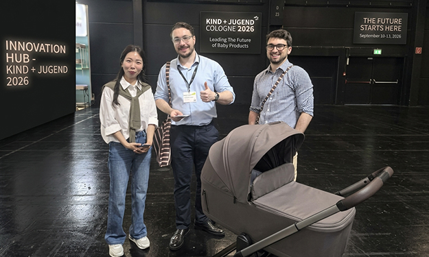 poland-customs-design-stroller-supplier